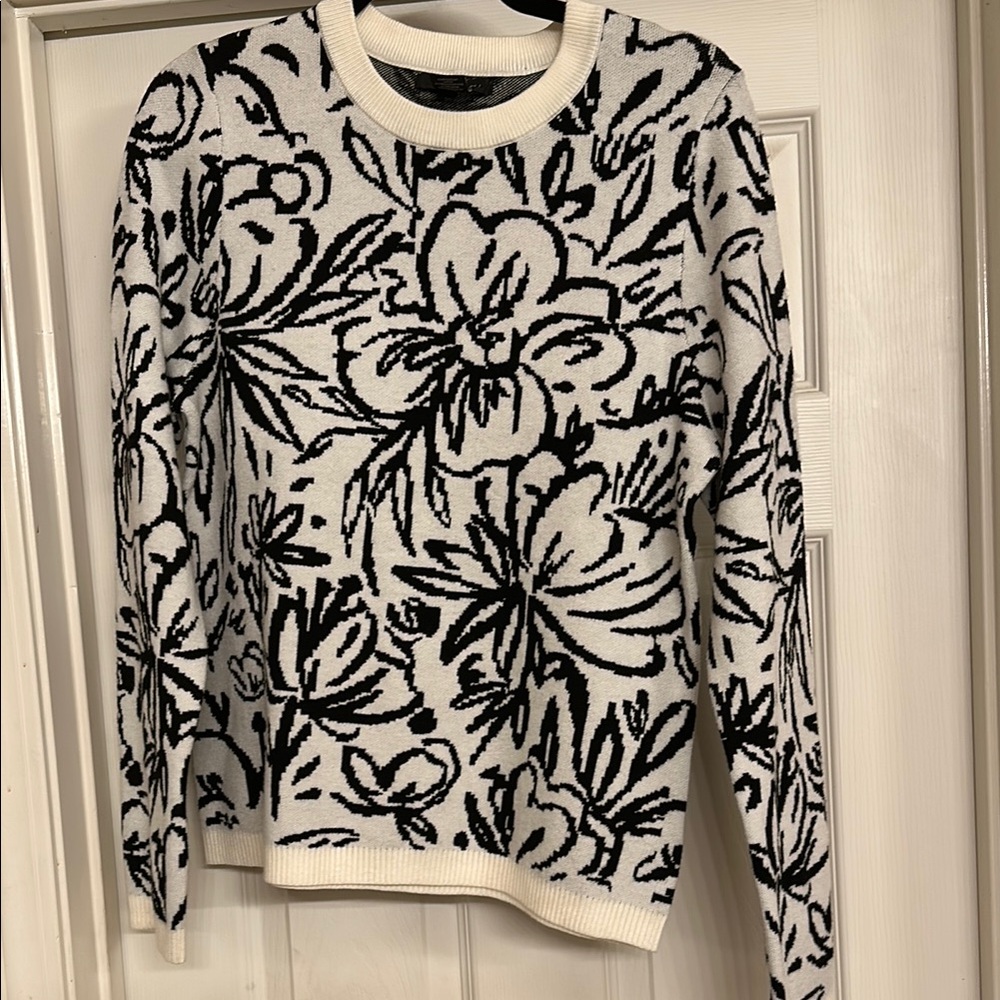 Tahari black and white floral sweater